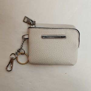 Steve Madden Cream Faux Leather Card Wallet Keychain Change Holder Minimalist